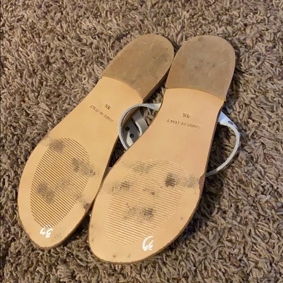 Steve Madden Becky flat toe ring stud sandal white - Picture 6 of 8